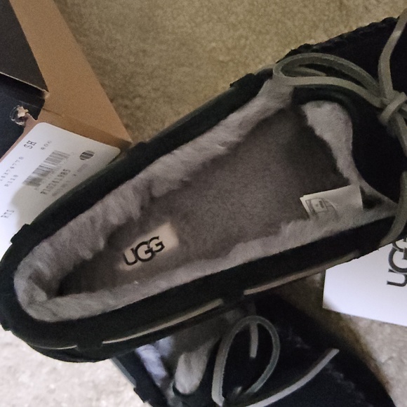 Olsen Slipper (Men)UGG® - Picture 4 of 5